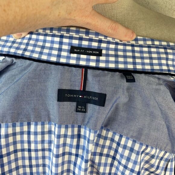 EUC Tommy Hilfiger Mens Long Sleeve Button Down Slim Fit Shirt Sz 16 1/2, 34-35 - Picture 7 of 7